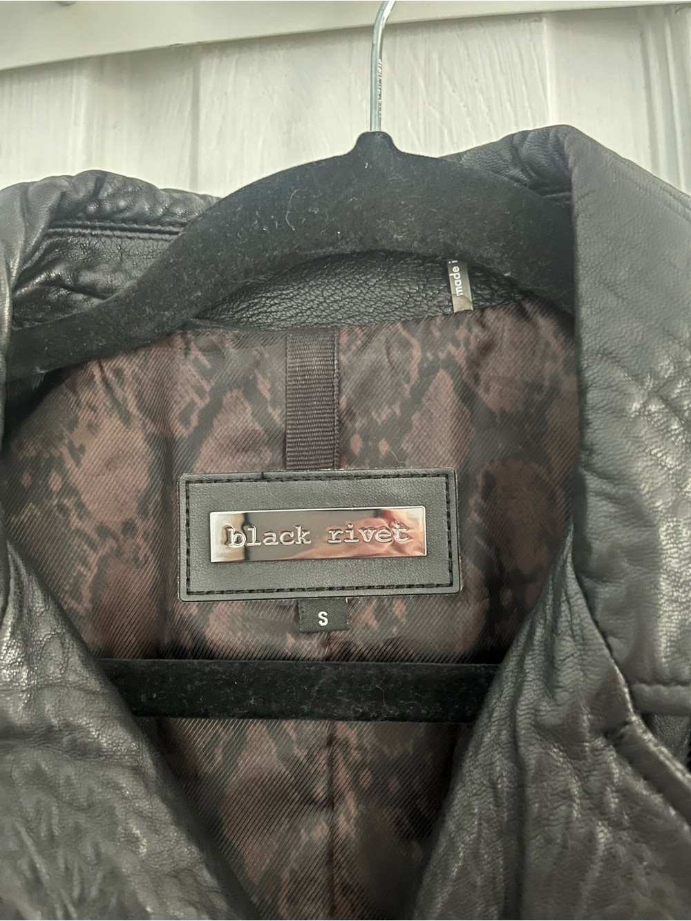 Black Rivet leather jacket - Picture 2 of 5